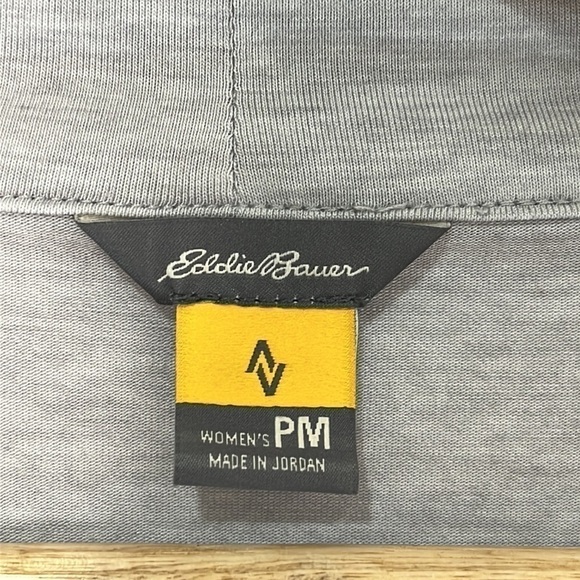 Eddie Bauer Womens Petite Medium Cardigan Gray Lightweight Thin Knit Open Front - Picture 3 of 11